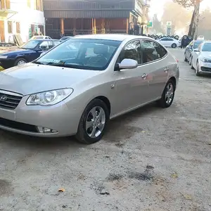 Hyundai Avante, 2009