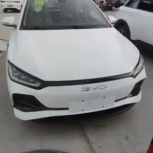 BYD E2, 2024