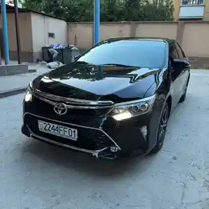 Toyota Camry, 2015