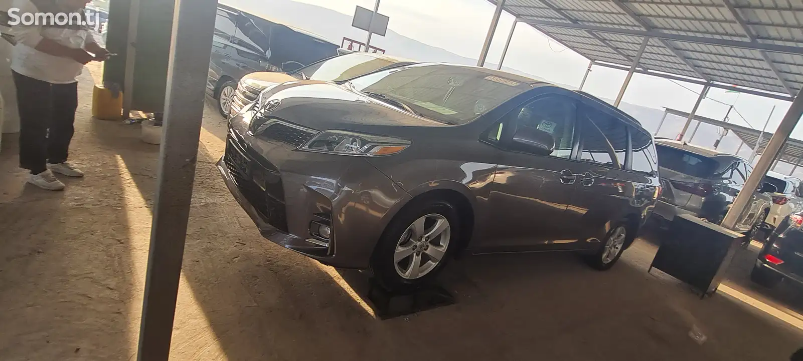 Toyota Sienna, 2015-14