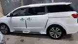 Kia Carnival, 2015-11