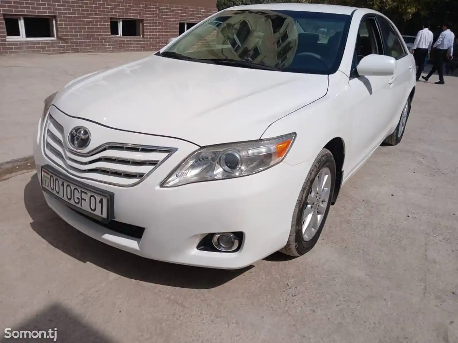 Toyota Camry, 2011-1