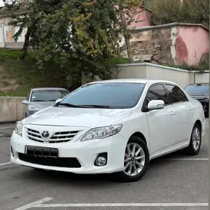 Toyota Corolla, 2012