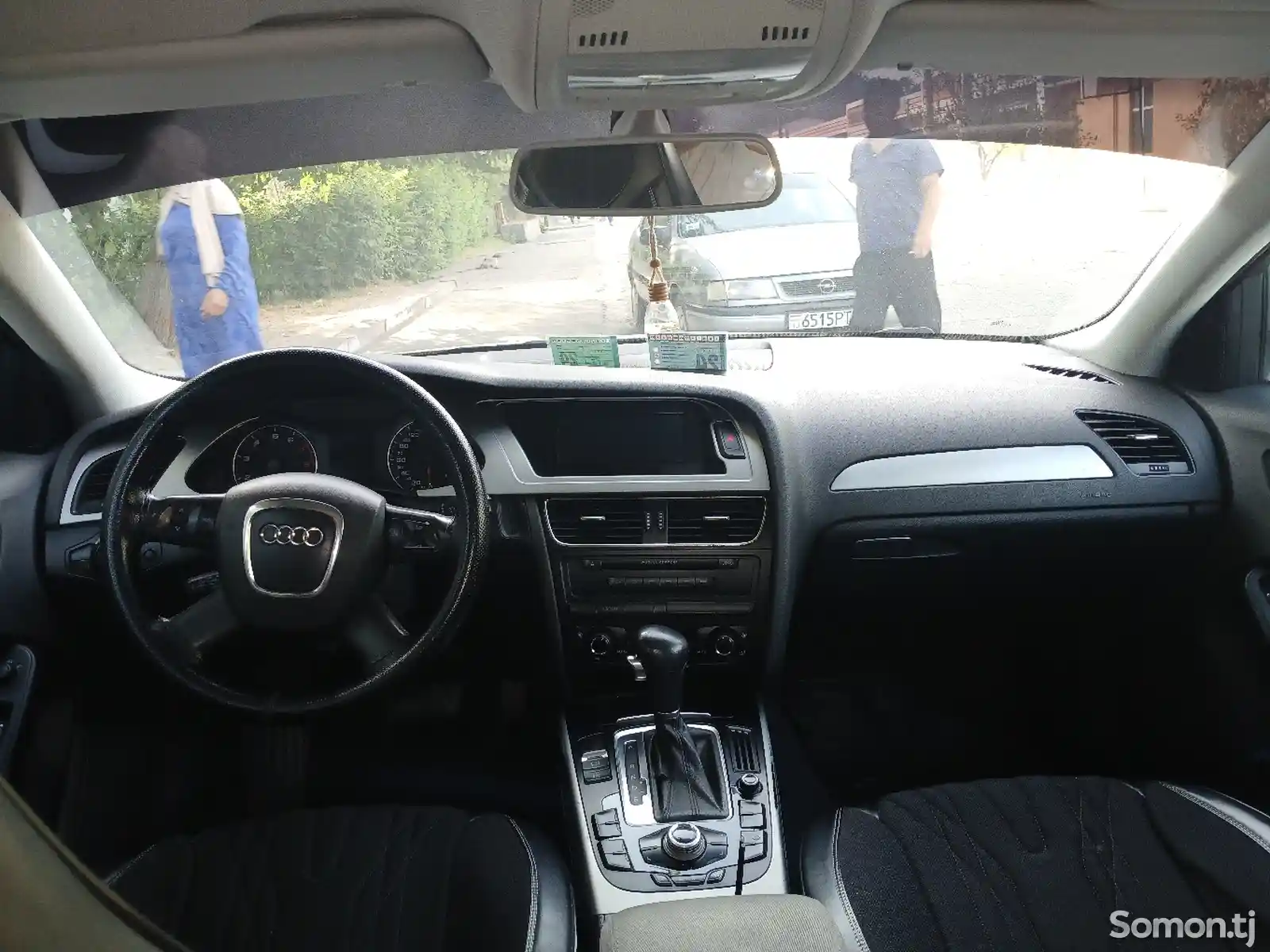 Audi A4, 2010-4