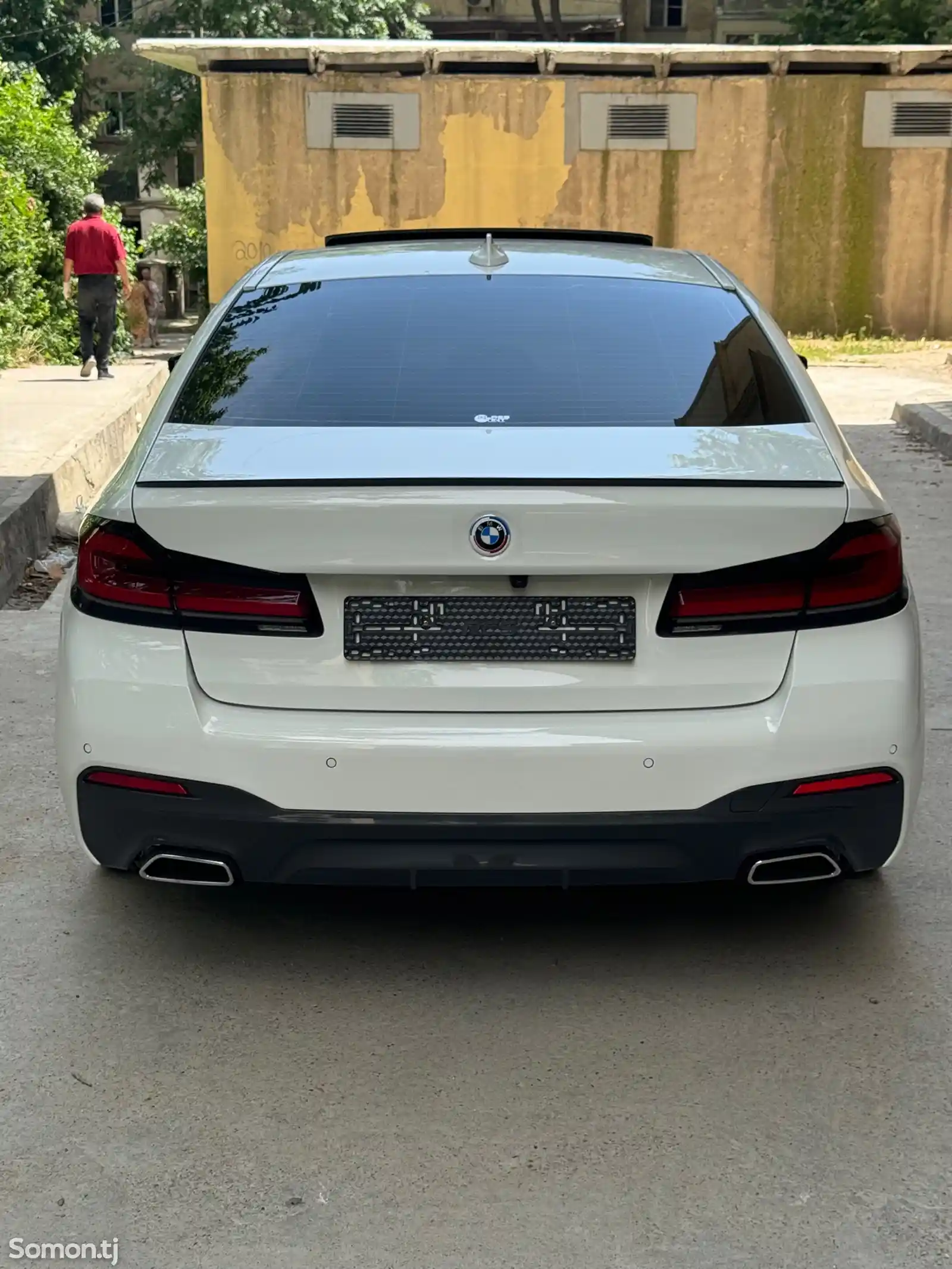 BMW 5 series, 2023-2