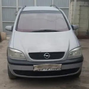 Opel Zafira, 2002