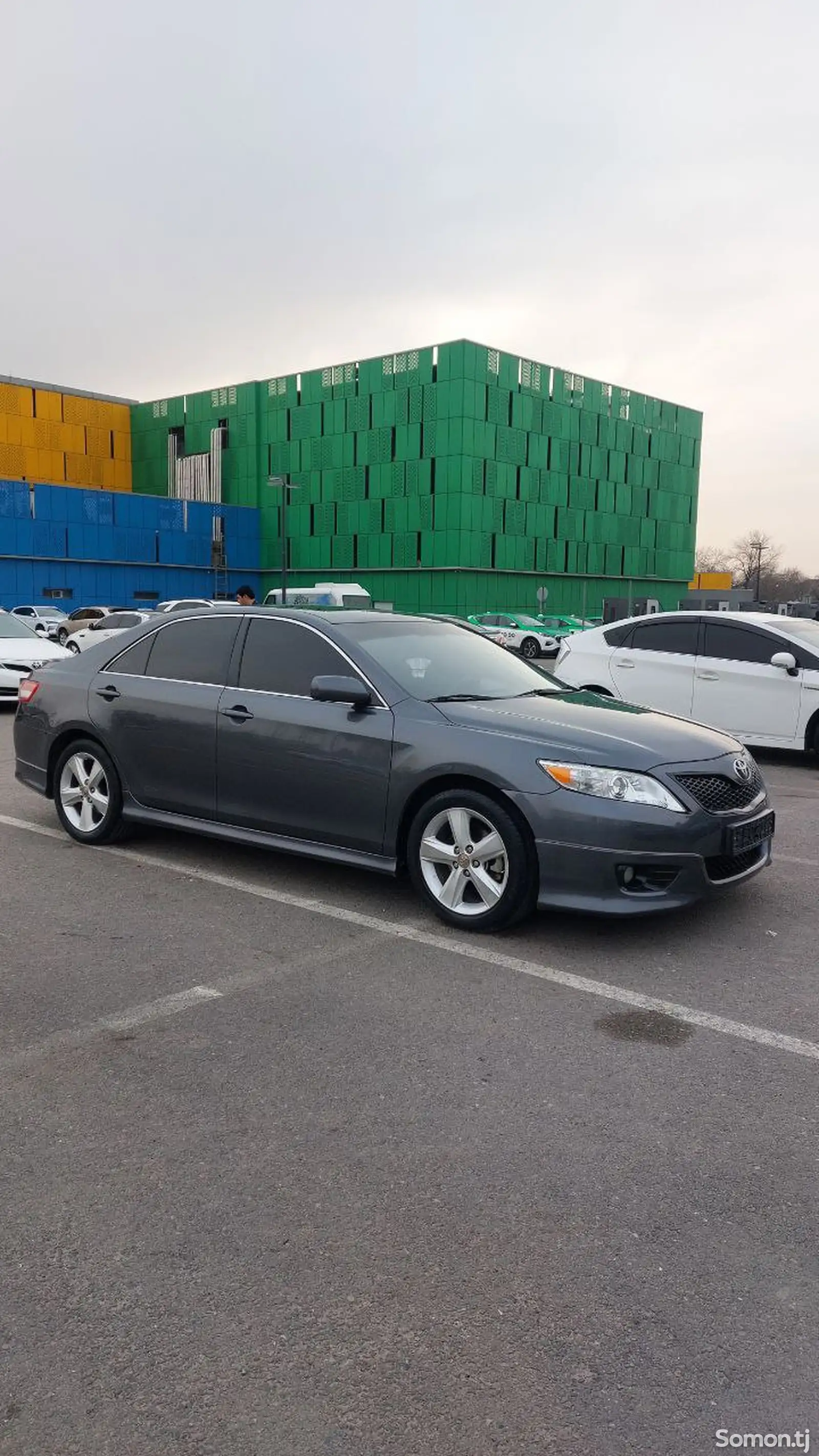 Toyota Camry, 2010-1