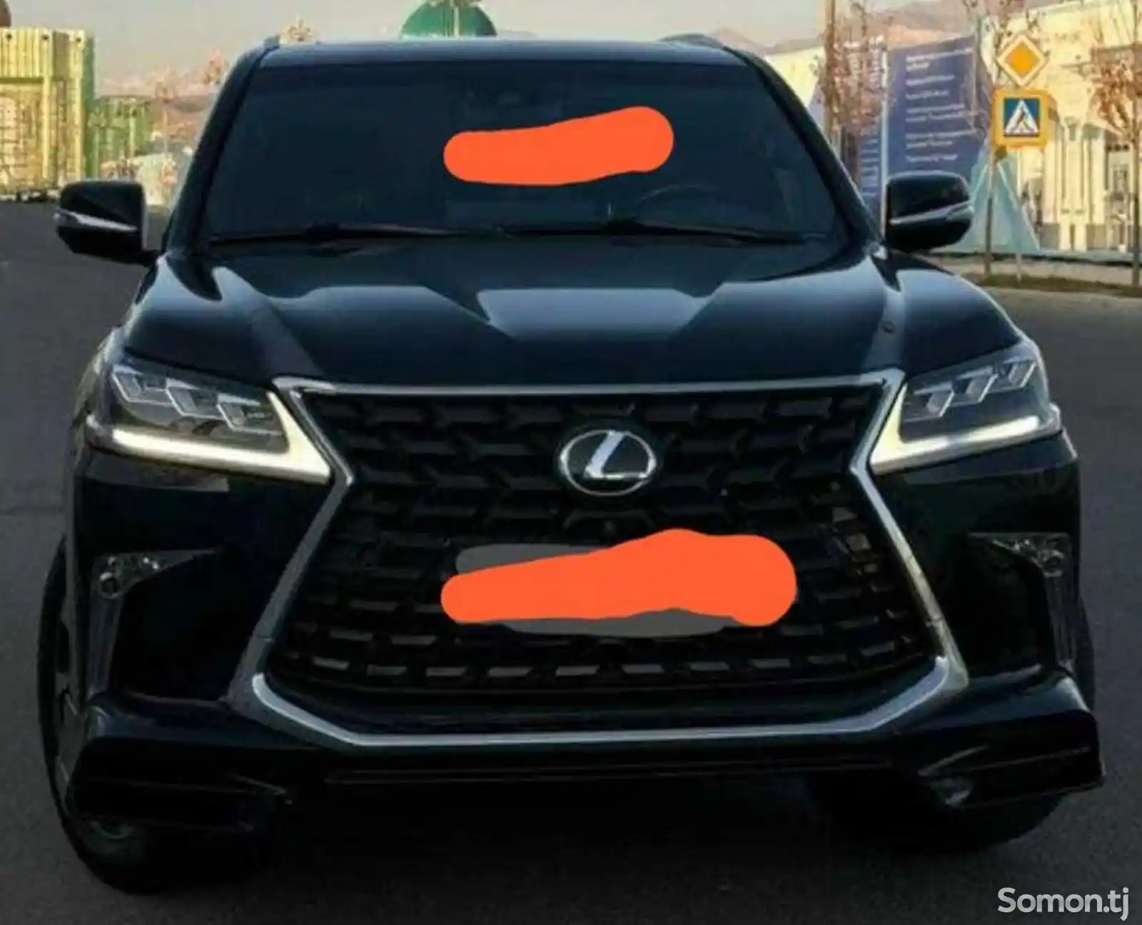 Лобовое стекло на Lexus LX570 2016-2021