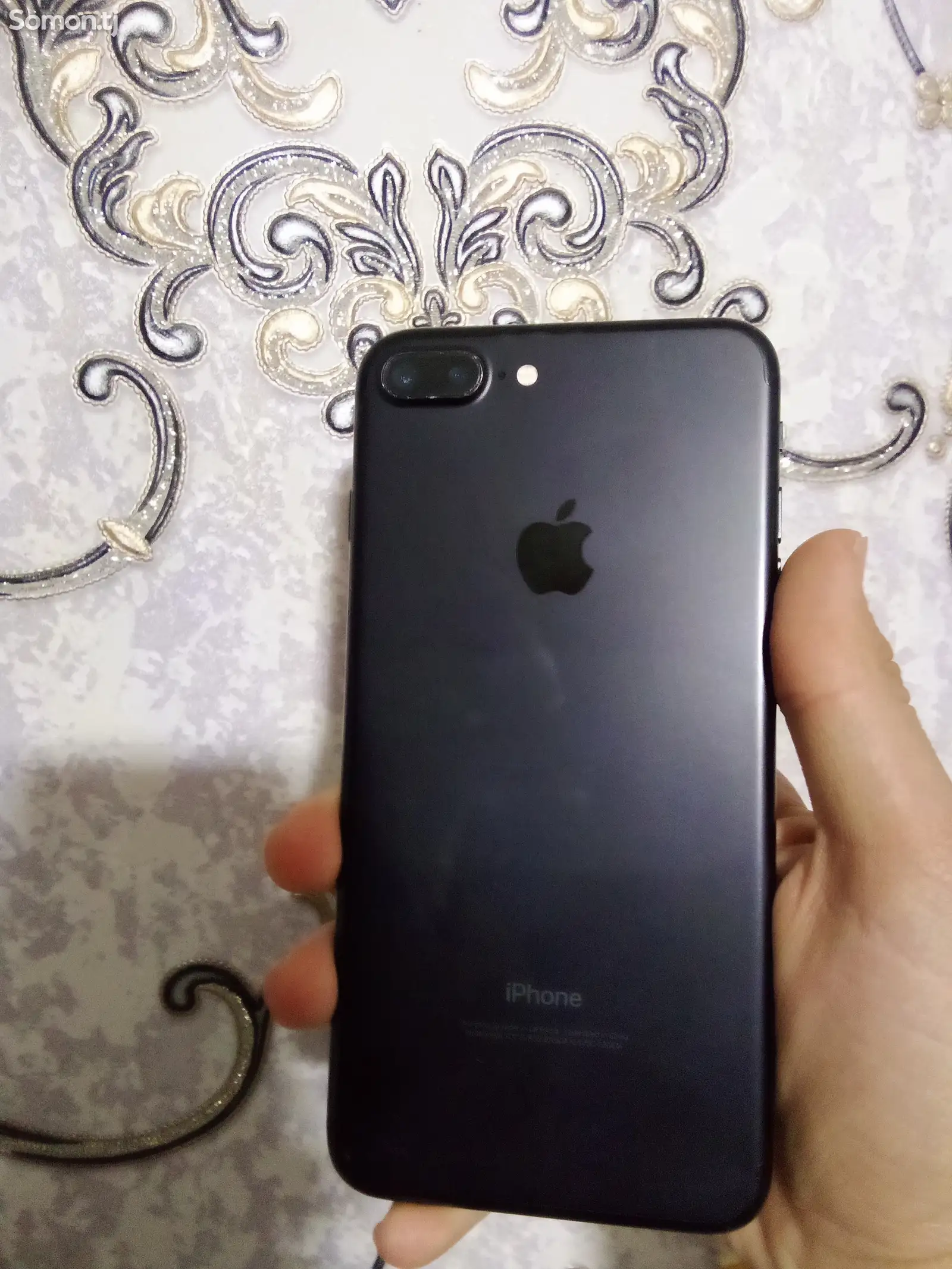 Apple iPhone 7 plus, 64 gb-1