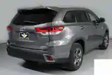 Toyota Highlander, 2017-7