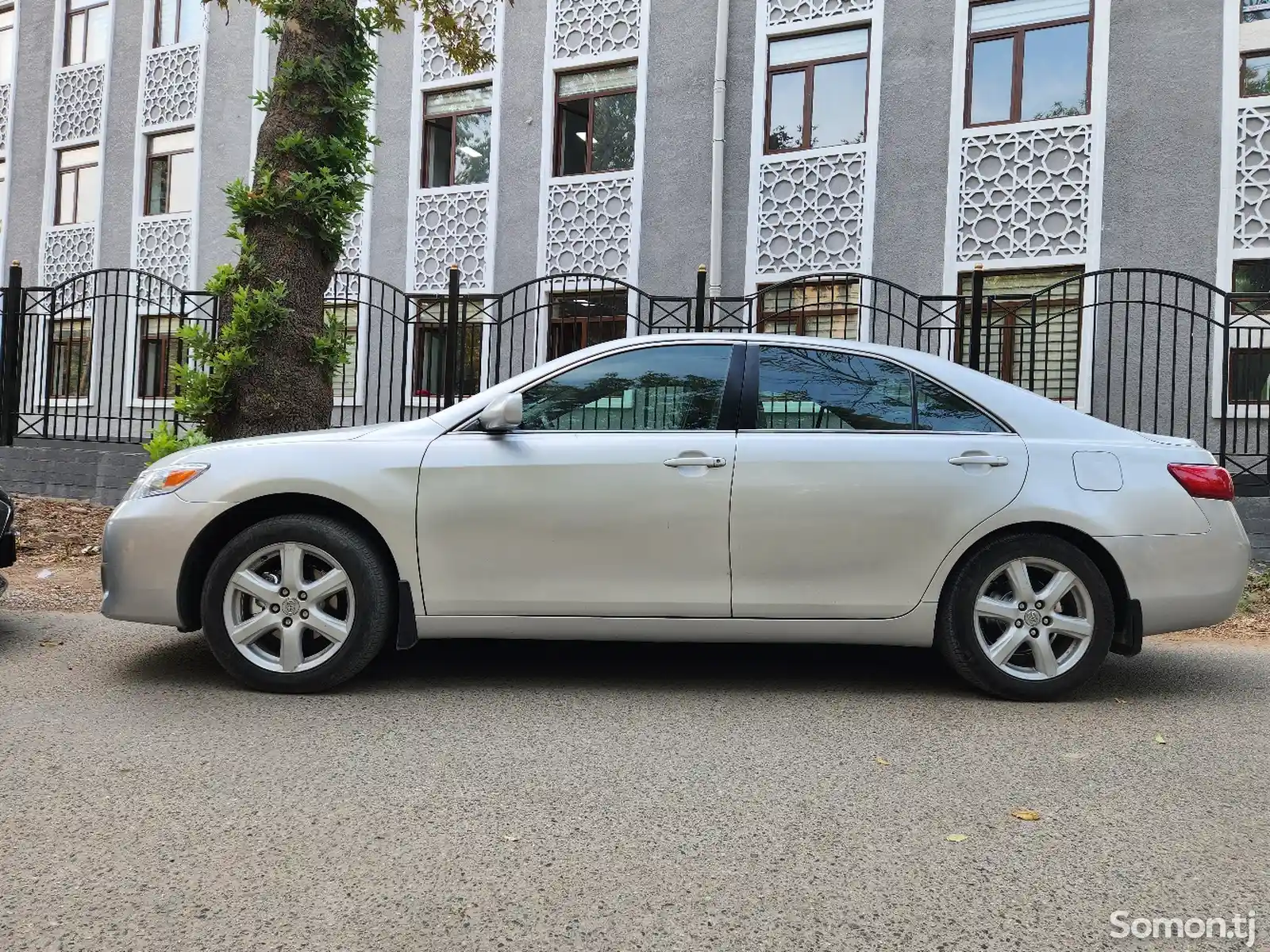 Toyota Camry, 2010-3