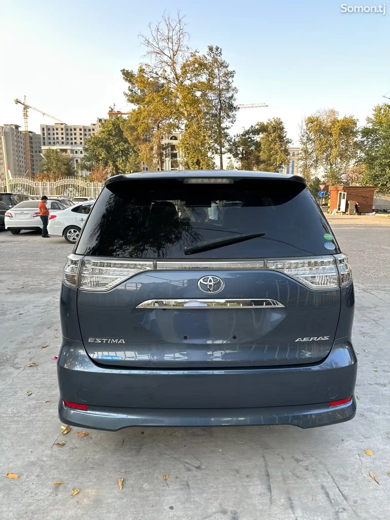 Toyota Estima, 2014-5