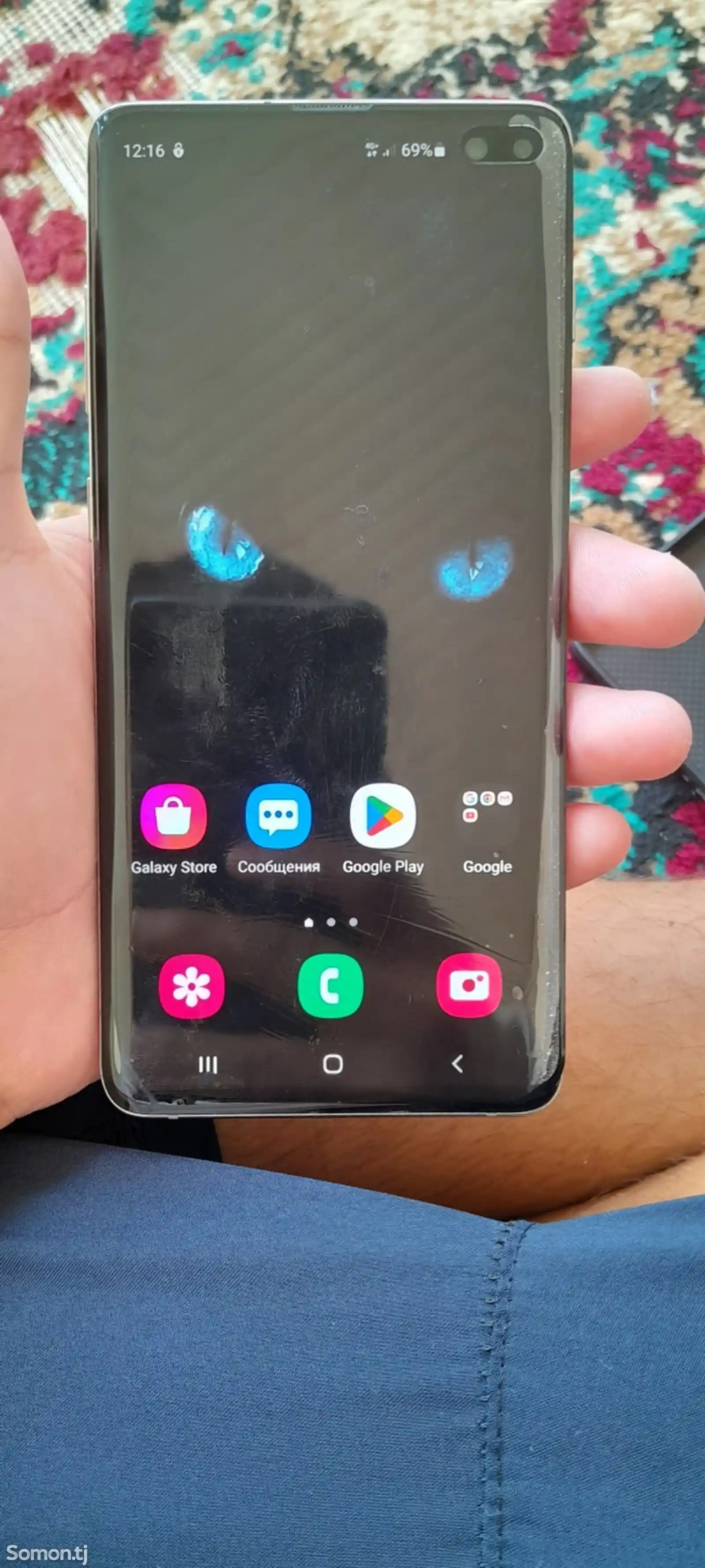 Samsung Galaxy S10+-3