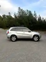 Toyota RAV 4, 2004-4