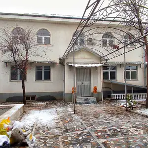 2-этажный, 10 комнатный дом, 700 м², Шохмансур, ул. Чехова