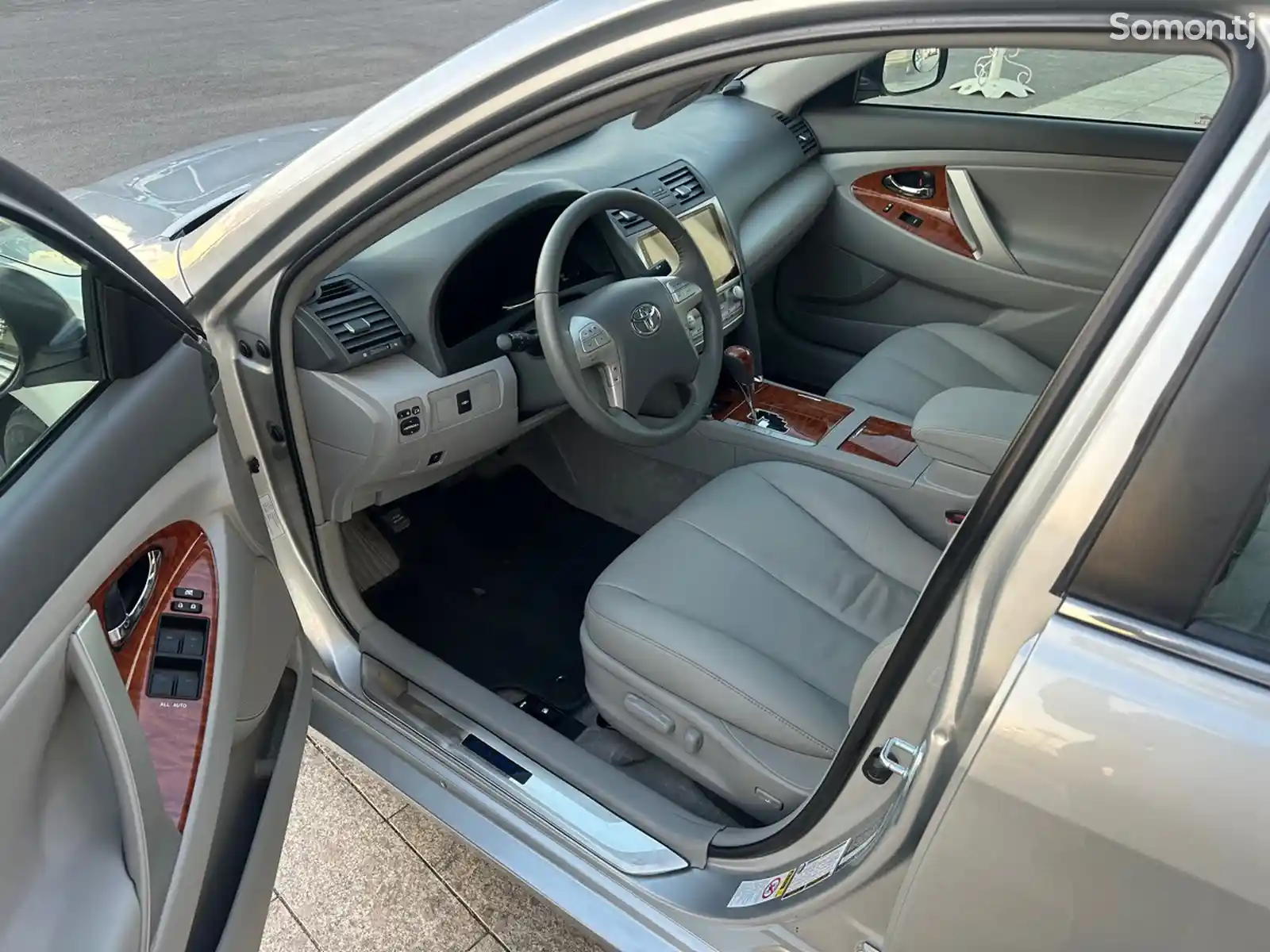 Toyota Camry, 2011-12