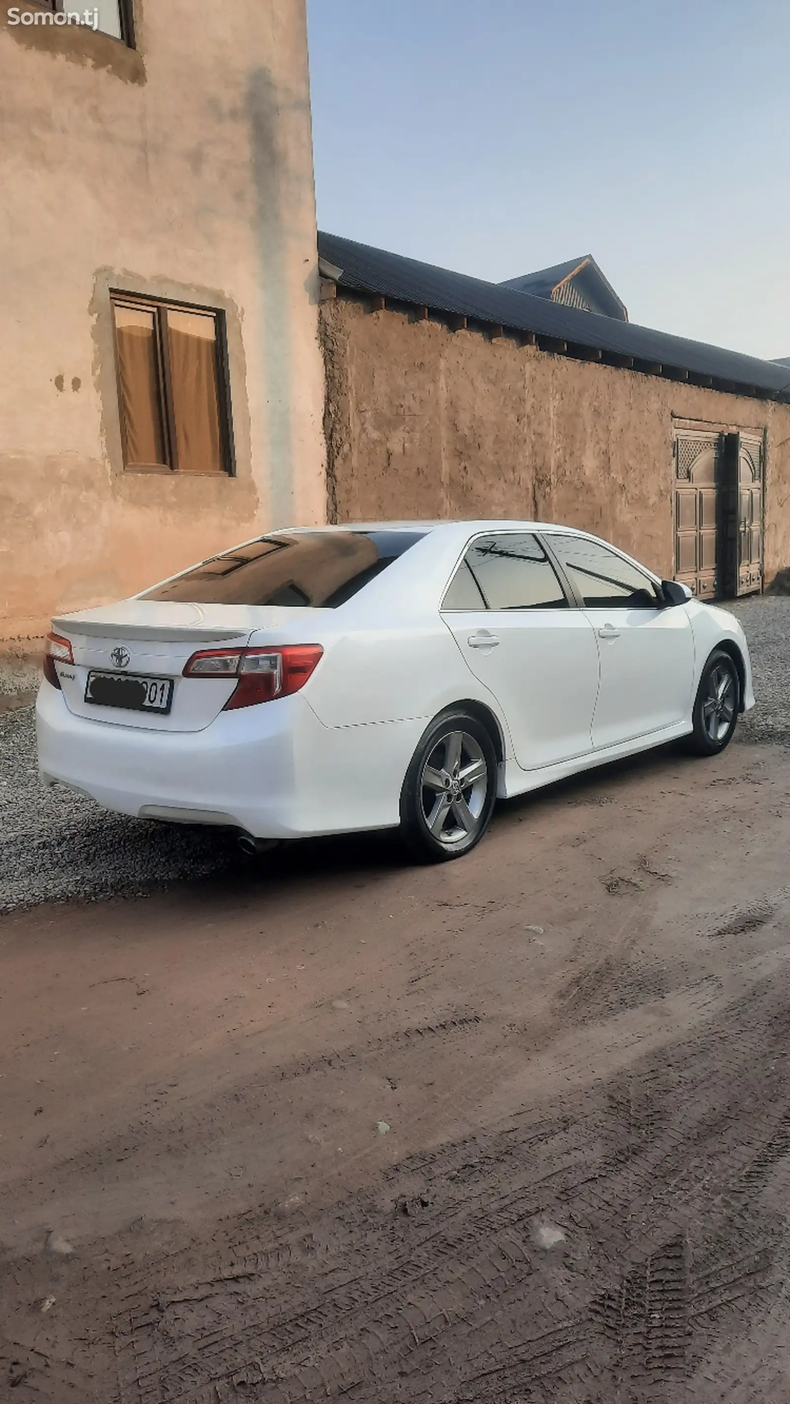 Toyota Camry, 2014-1