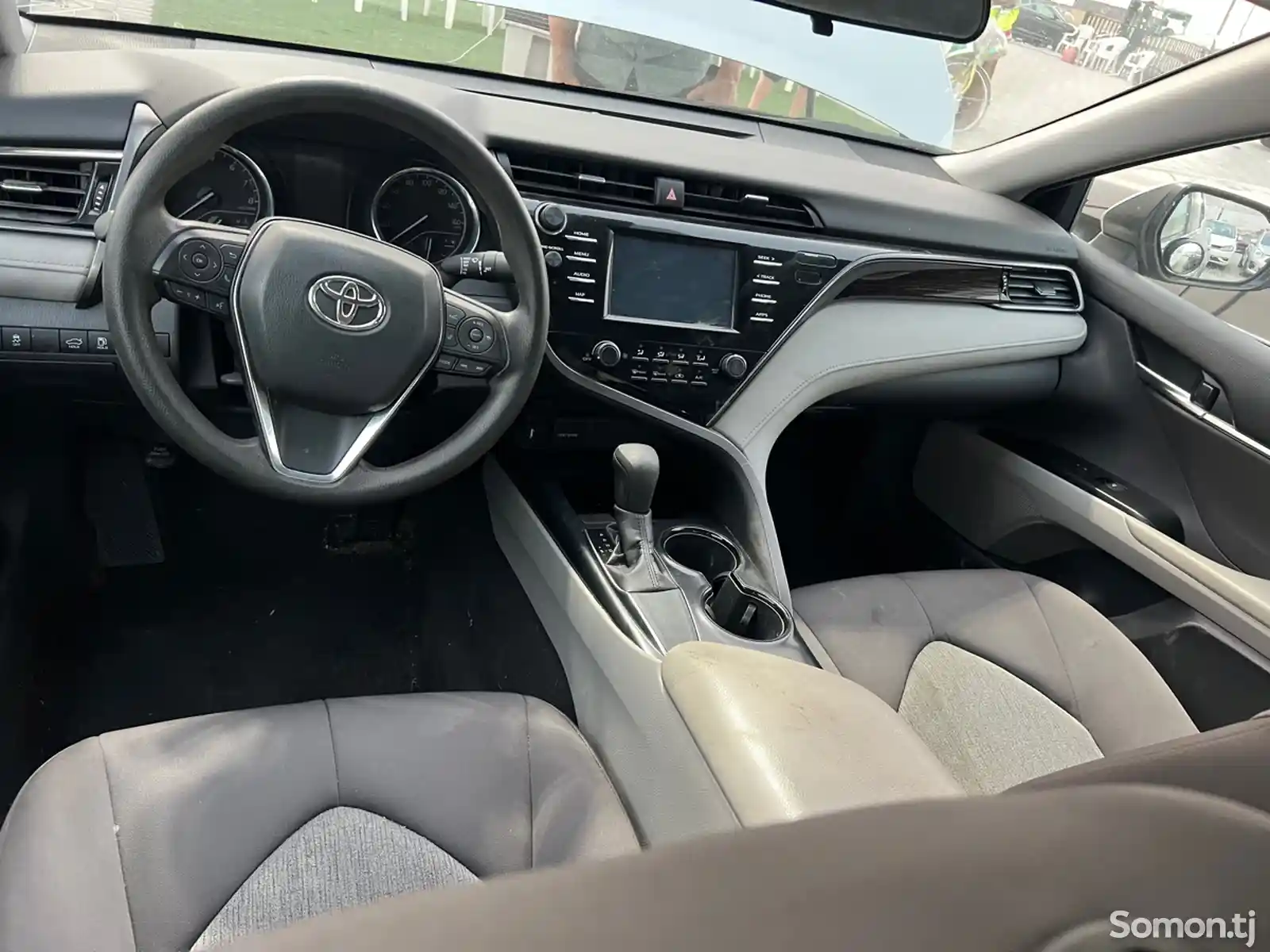 Toyota Camry, 2019-6