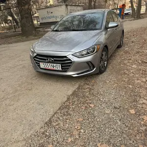 Hyundai Elantra, 2017