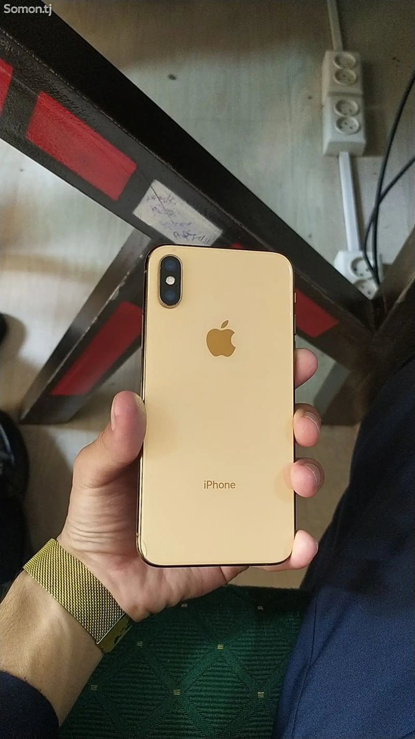 Apple iPhone Xs, 64 gb, Gold-1