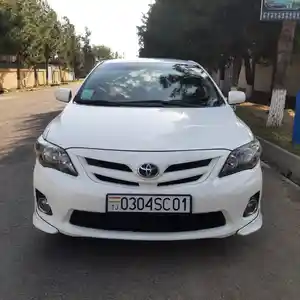 Toyota Corolla, 2013