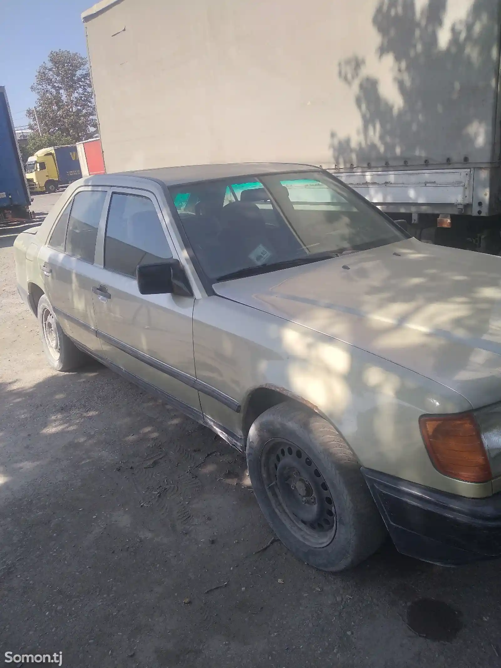 Mercedes-Benz E class, 1985-1