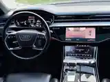 Audi A8, 2020-7