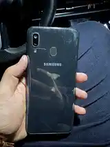 Samsung Galaxy A20-2