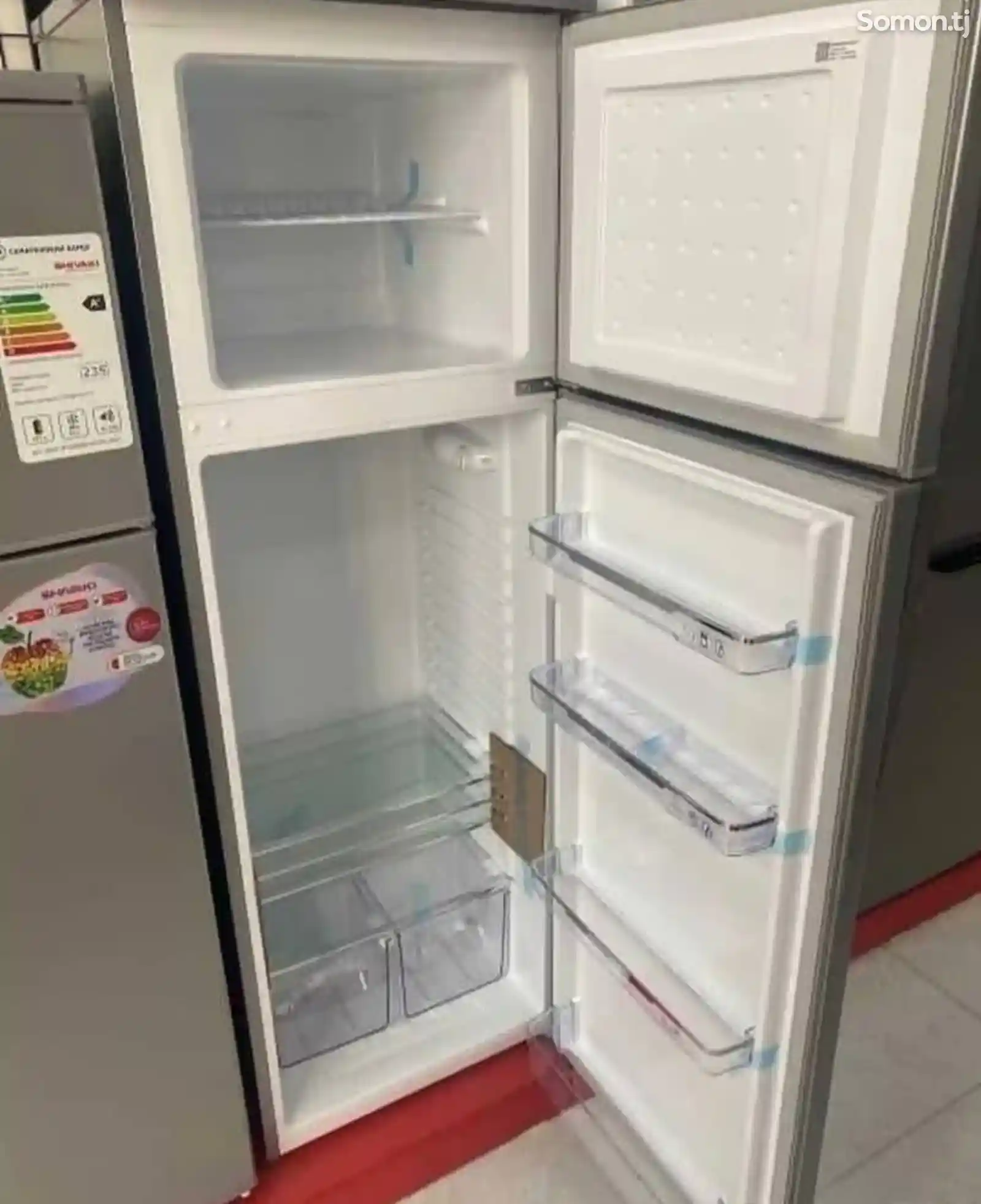 Холодильник Shivaki.-2