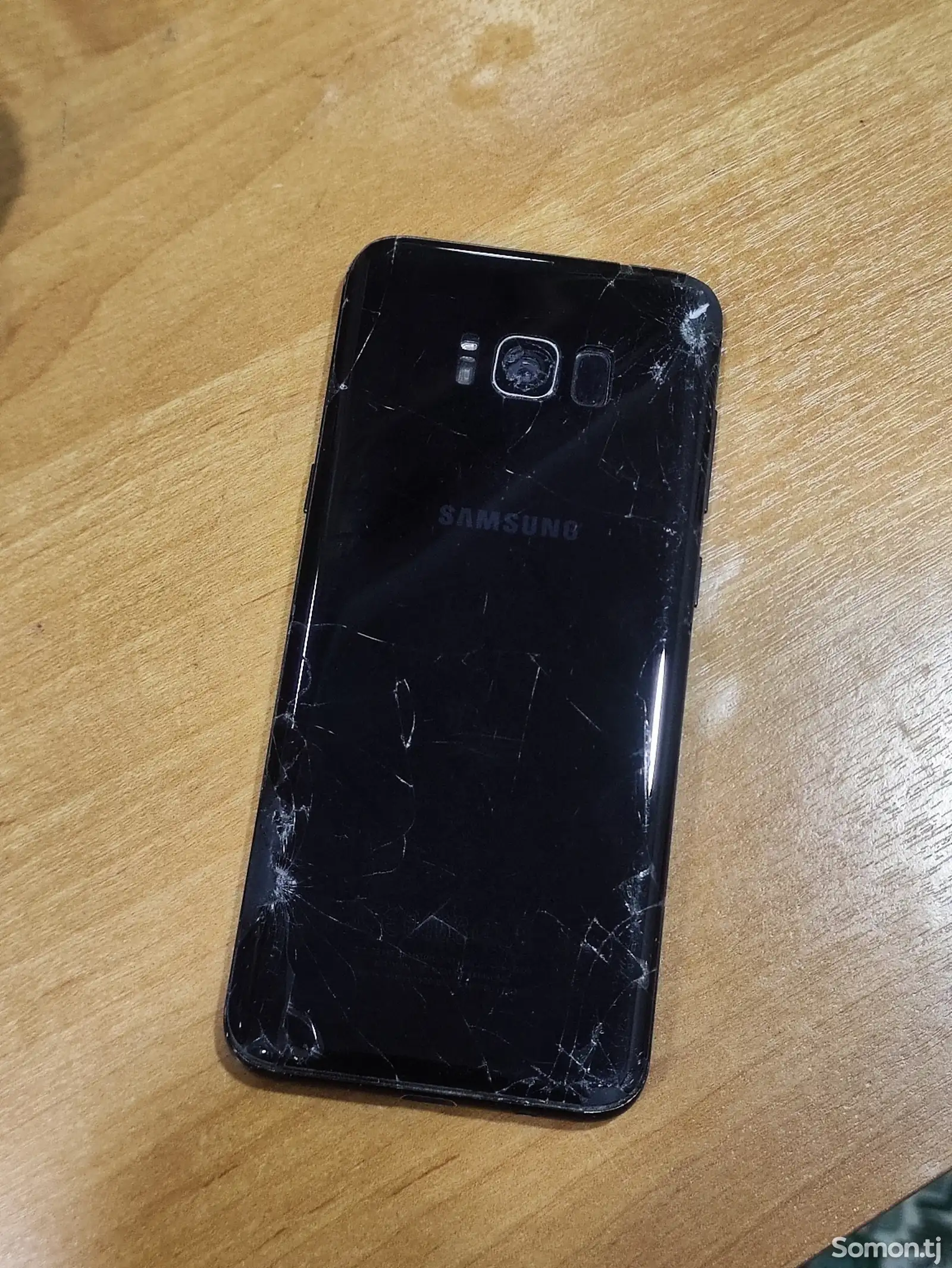 Samsung Galaxy S8 на запчасти-1