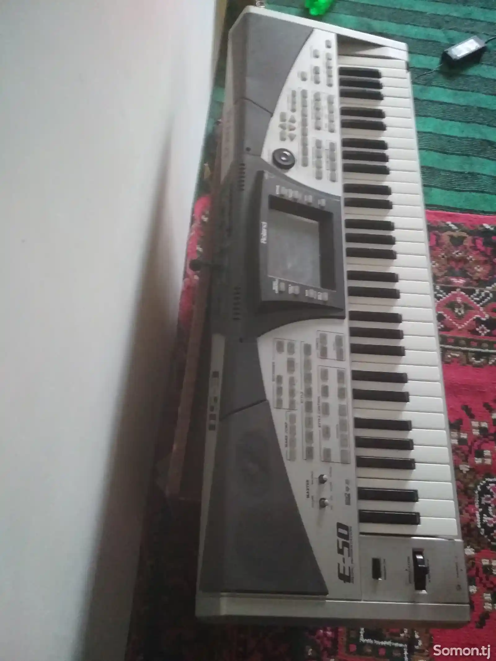 Синтезатор Roland e-50-10