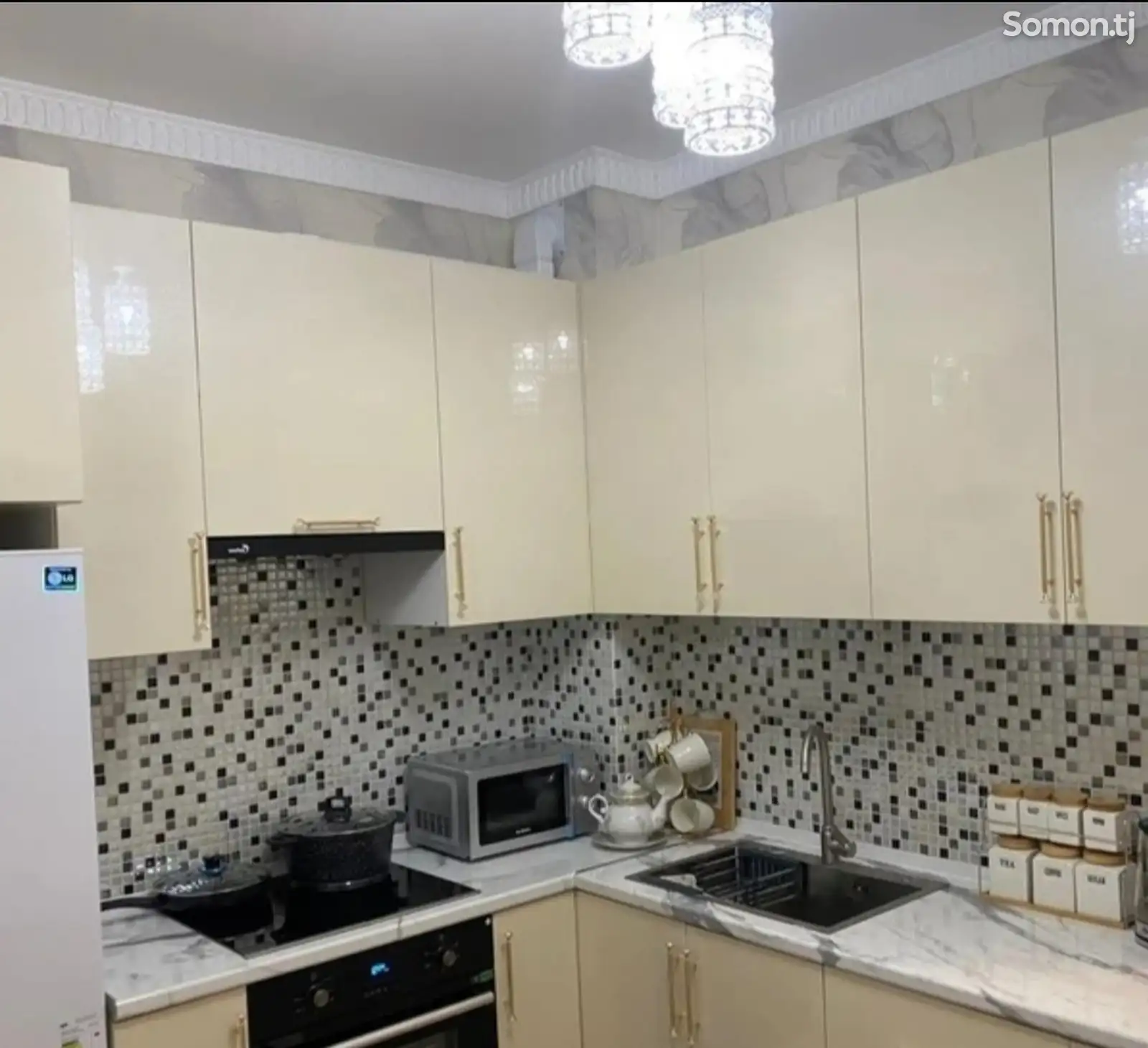 2-комн. квартира, 7 этаж, 48м², Фирдавси-7