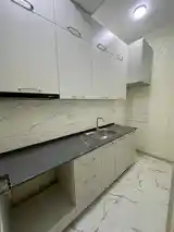 3-комн. квартира, 7 этаж, 80 м², Сомони-4