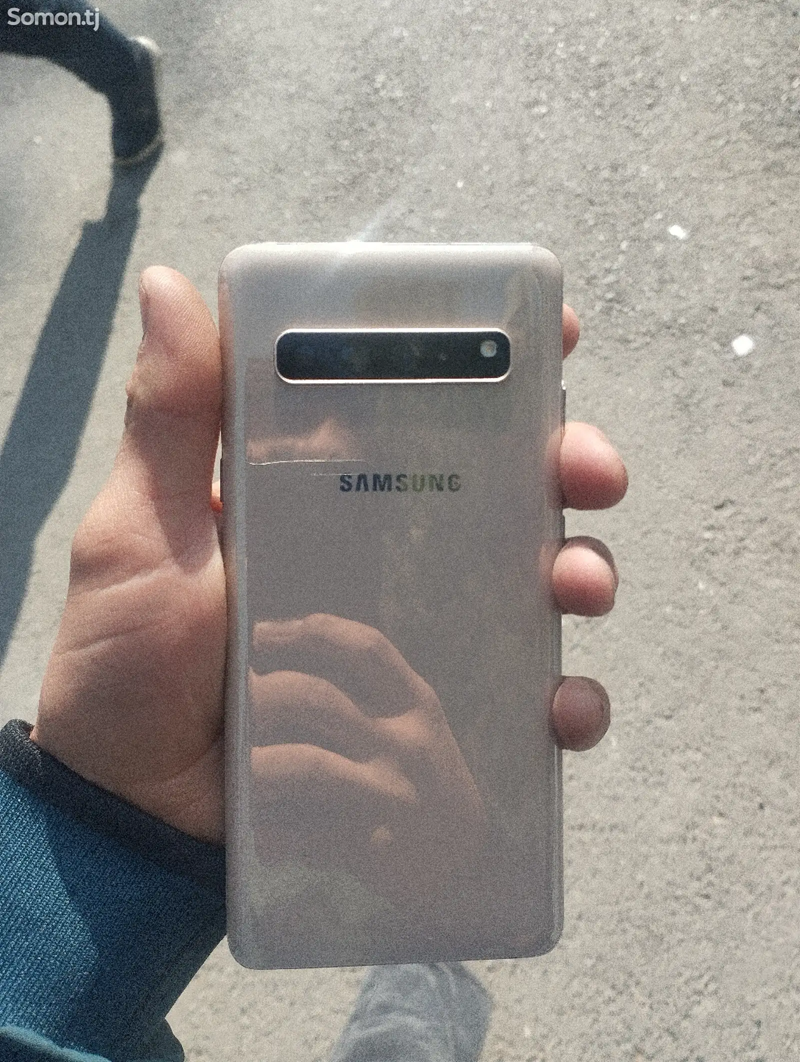 Samsung Galaxy s10 plus 5g-1