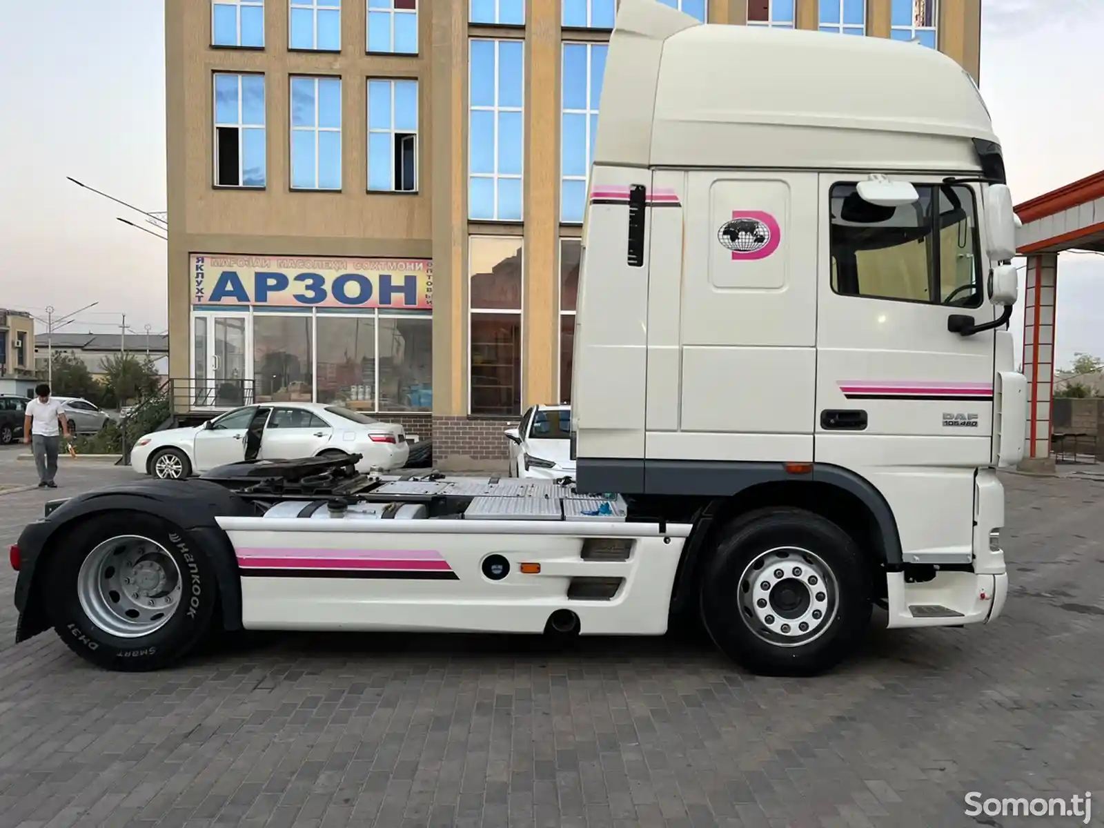 Седельный тягач DAF XF 460-12