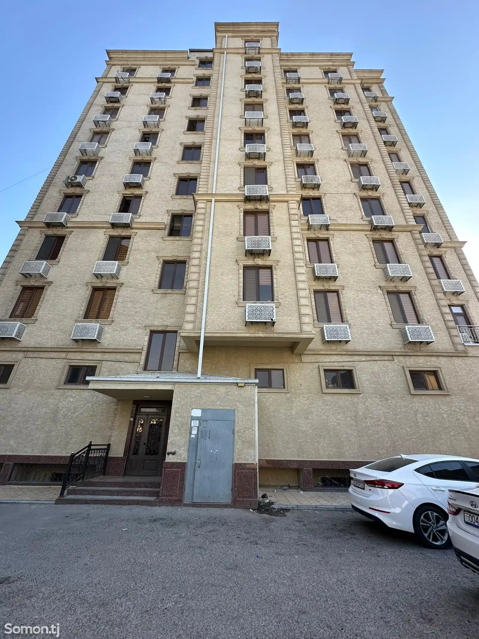 4-комн. квартира, 9 этаж, 130 м², Стадион-1