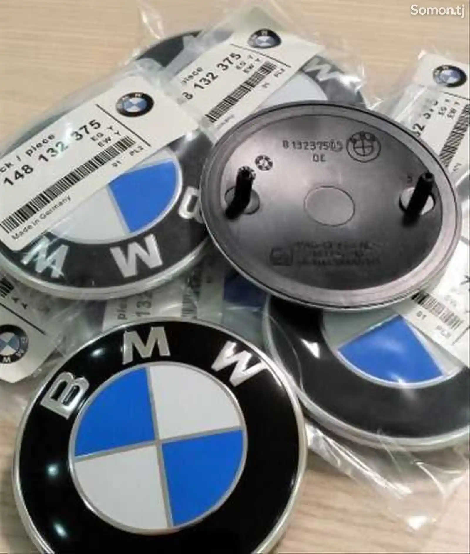 Значок на BMW-7