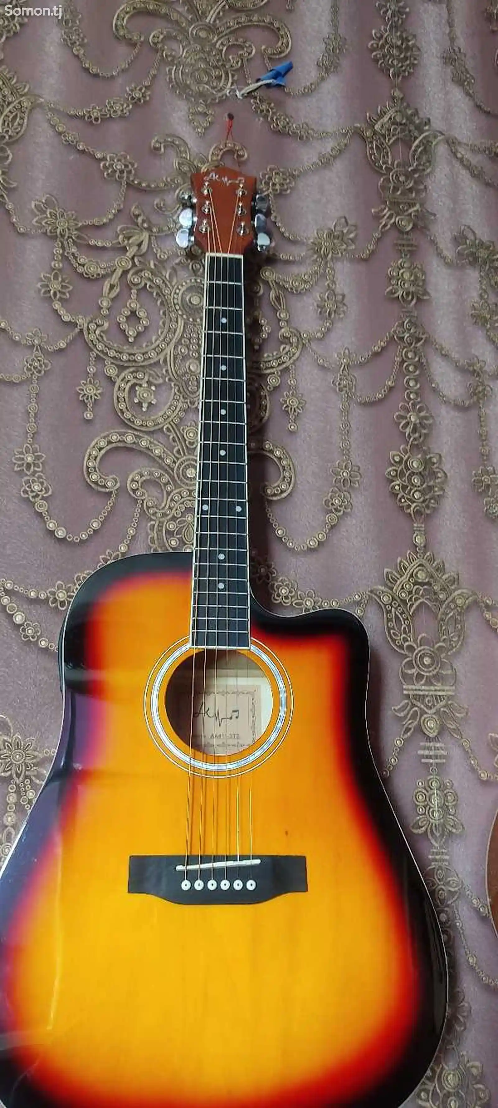 Акустическая гитара-7