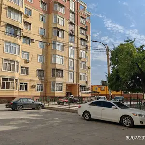 6-комн. квартира, 8 этаж, 260 м², ул.Камоли Худжанди