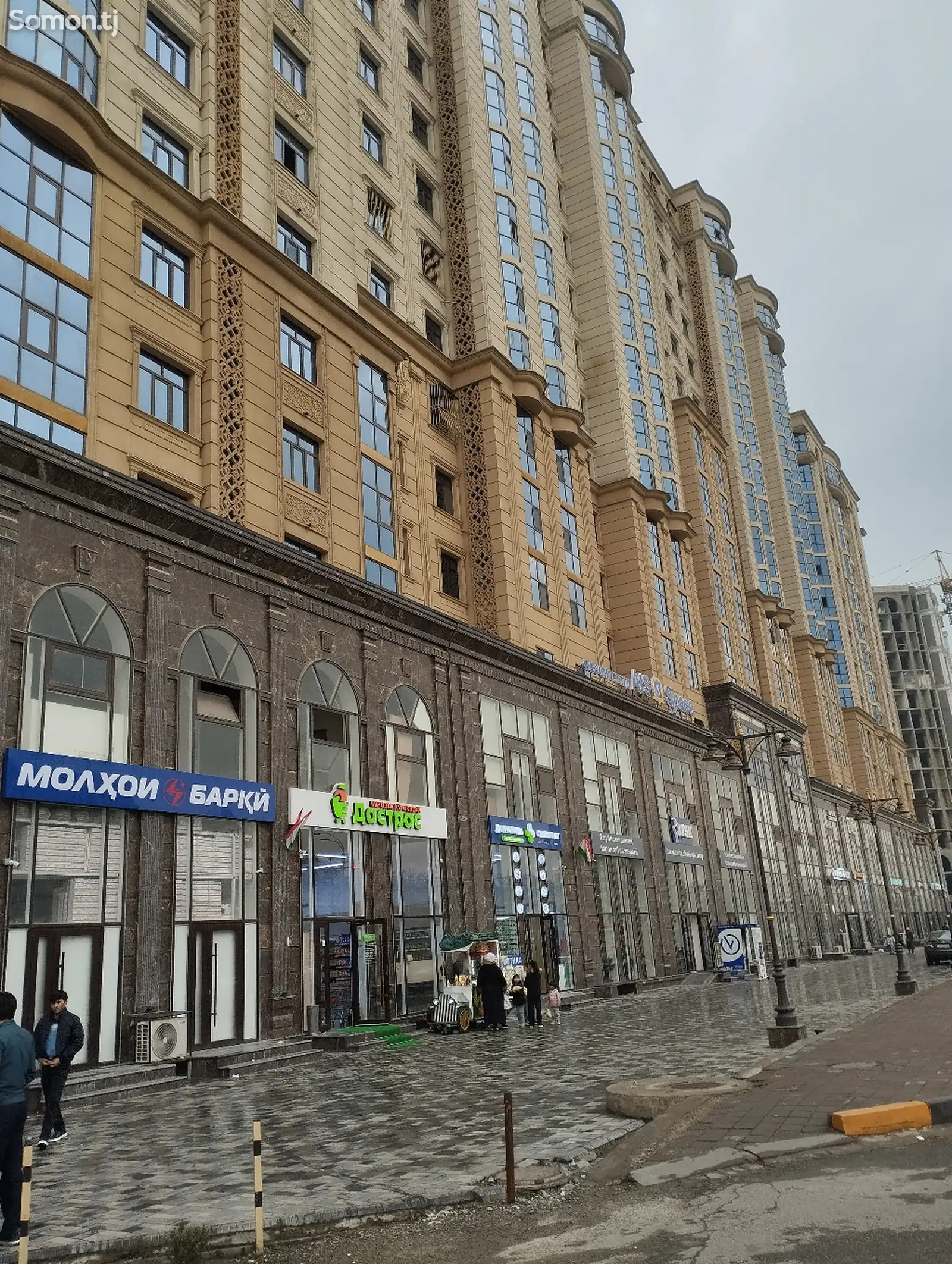 3-комн. квартира, 14 этаж, 96 м², Цирк-1