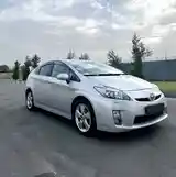 Toyota Prius, 2010-2