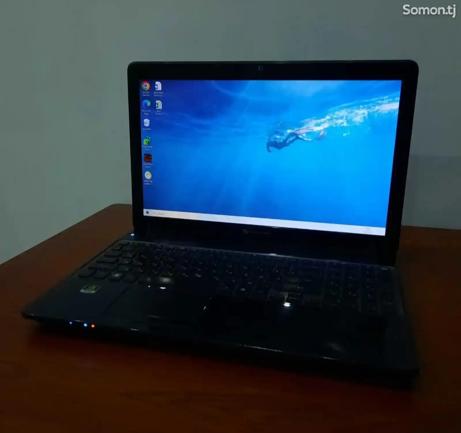 Ноутбук Packard bell-1