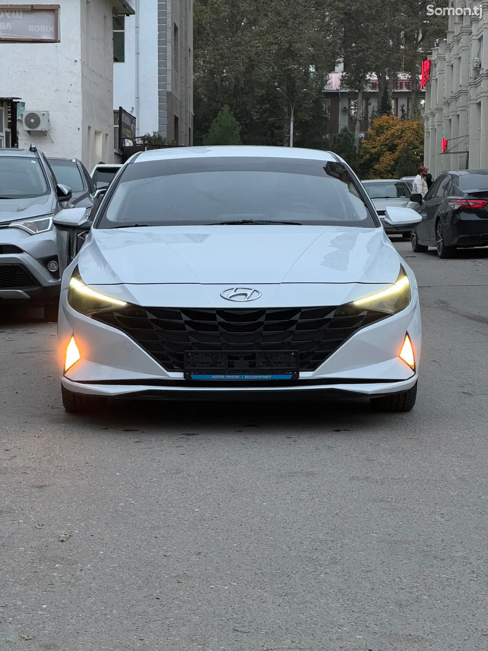 Hyundai Elantra, 2022-1