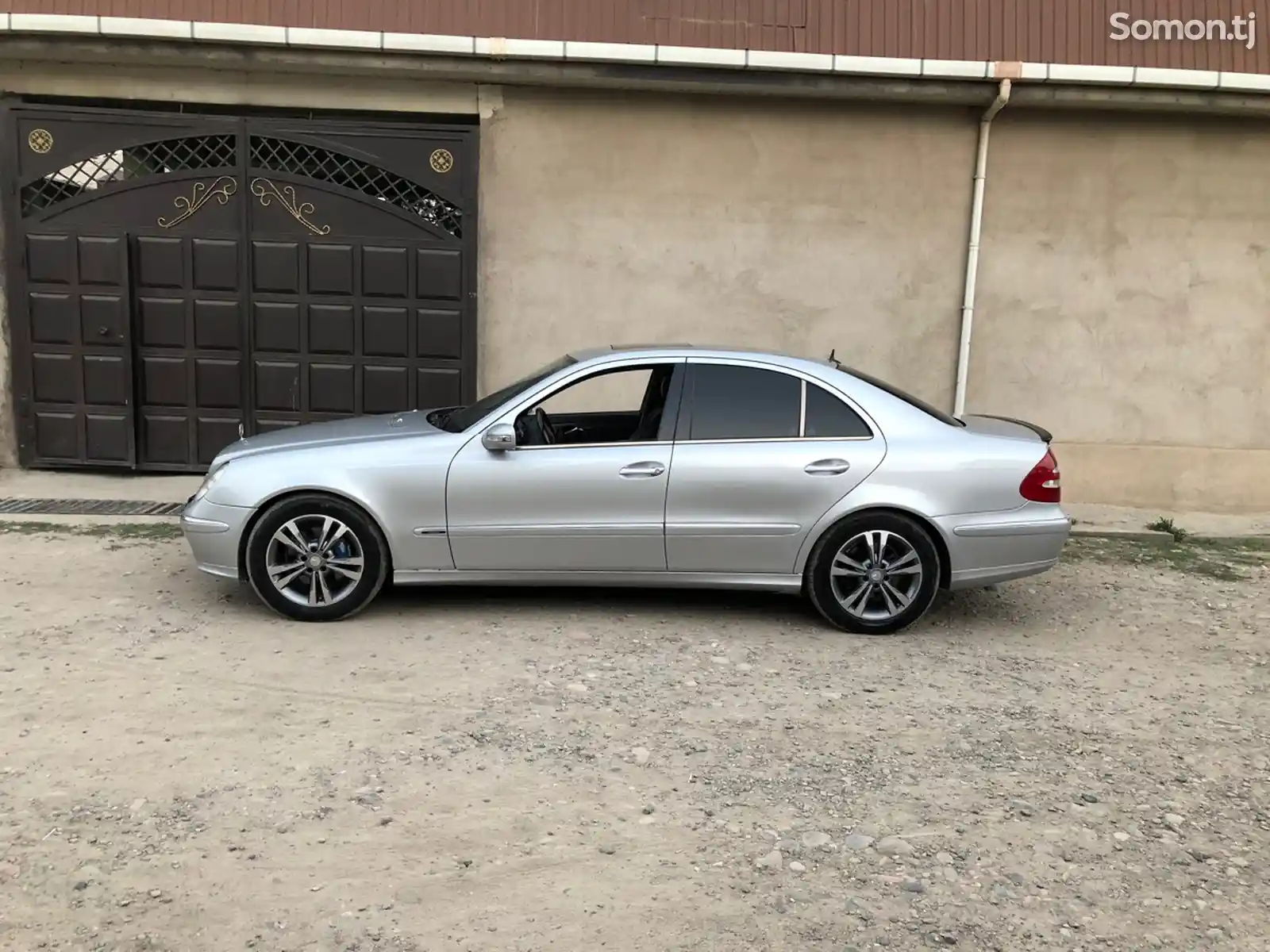 Mercedes-Benz E class, 2003-4