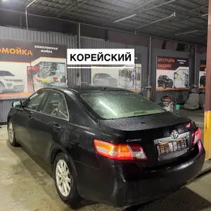 Toyota Camry, 2010