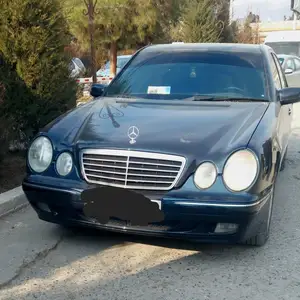 Mercedes-Benz E class, 2000