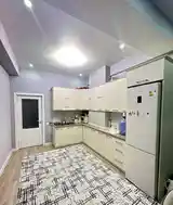 2-комн. квартира, 6 этаж, 70м², универмаг-2