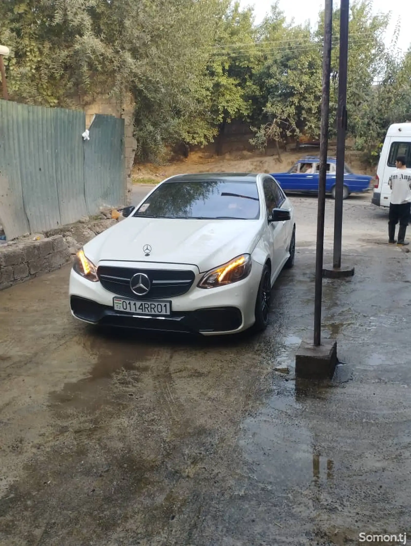 Mercedes-Benz E class, 2009-1