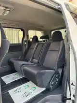 Toyota Vellfire, 2014-4