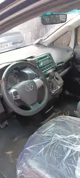 Toyota Wish, 2014-6